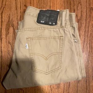 Mens Levi khakis size 30 x 32